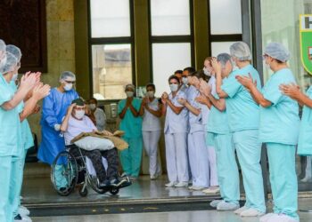 Brasil assume primeiro lugar em número de recuperados de covid-19