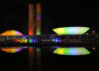 O presidente do Senado disse que “é da essência da própria democracia o respeito à pluralidade e à diversidade”