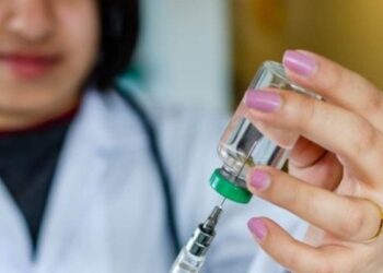 De acordo com o especialista, a empresa já está testando em humanos quatro opções de vacina - Foto: Ilustração