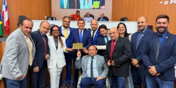 Deputado Ricardo é homenageado pela Câmara de Irecê