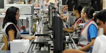 Redução da jornada semanal de trabalho: debate e experiências