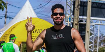 Maratonista de Irecê venceu um infarto, 150kg de peso corporal e comemorou aniversário correndo 60km