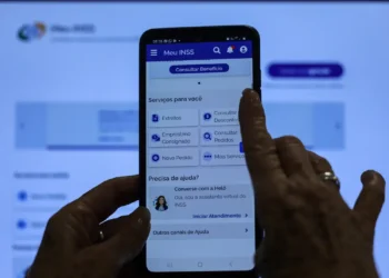 INSS convoca 4 milhões de pessoas para prova de vida