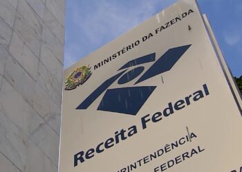 Receita Federal aperta o cerco no uso de cartão de crédito