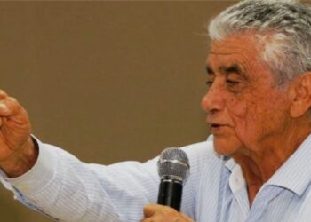 Aos 95 anos, constituinte Celso Dourado prepara viagem para votar em Lula em João Dourado